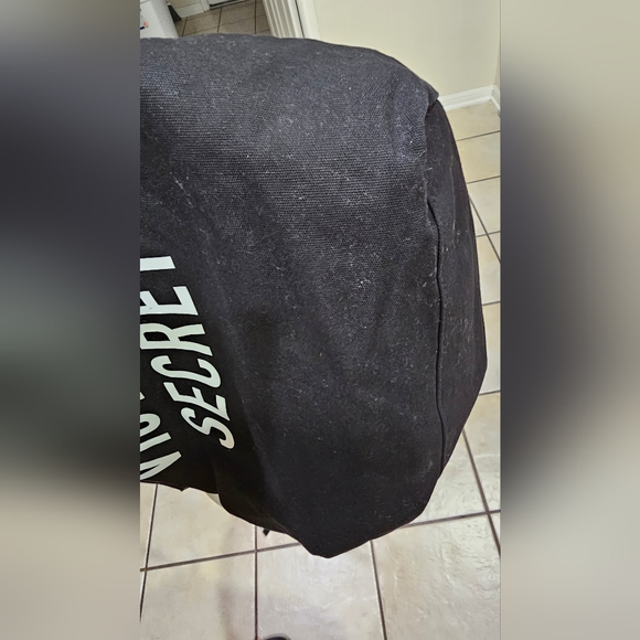 Victoria's Secret Black and White Tote EUC - Picture 15 of 16
